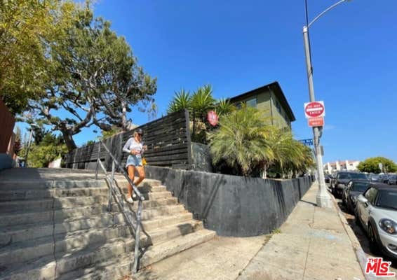 119 PALOMA AVE