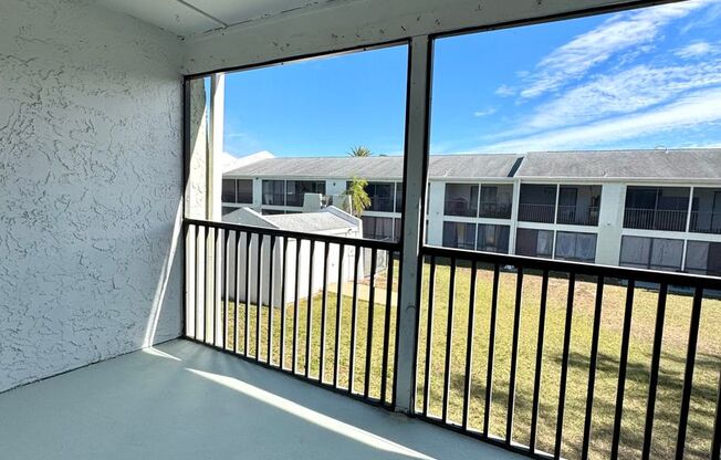 4 beds, 2 baths, 1,407 sqft, $2,575, Unit 092