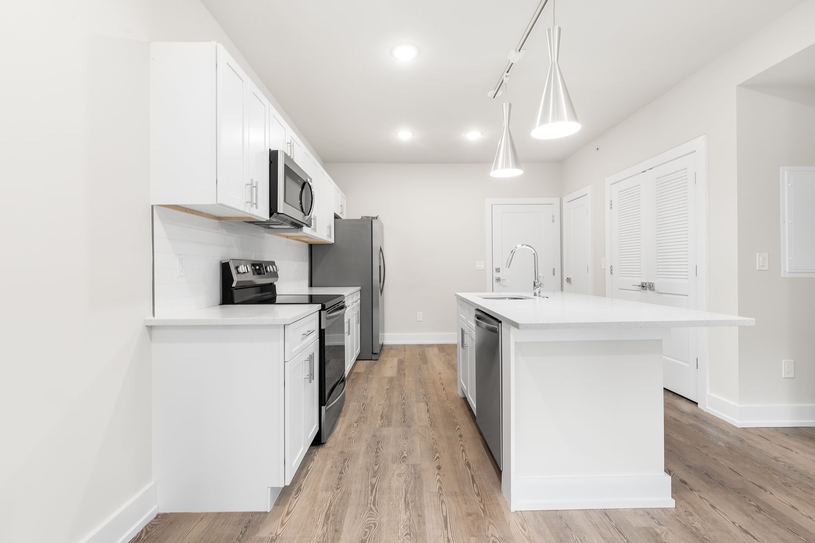 214 Vine