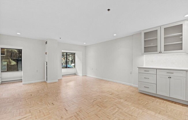 1 bed, 1 bath, 832 sqft, $3,350, Unit 003