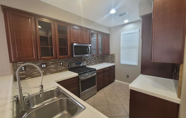 3391 Walker Rd - West Sacramento 95691