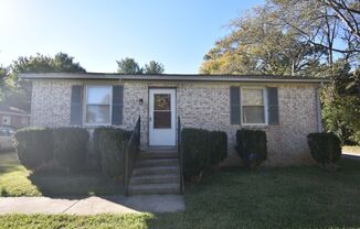 COMING SOON! 2 Bedroom Duplex Close to MTSU & Downtown Murfreesboro