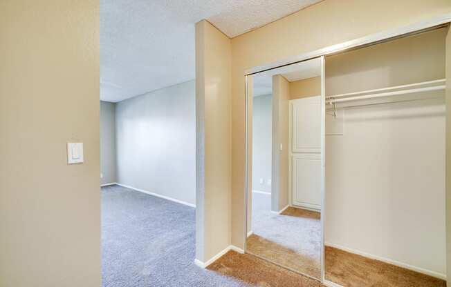 Resident Lounge Area at Highlander Park Apts, California