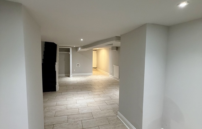 1824 N 54 ST