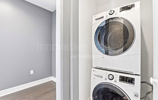 2 beds, 2 baths, 1,287 sqft, $3,595, Unit 2412