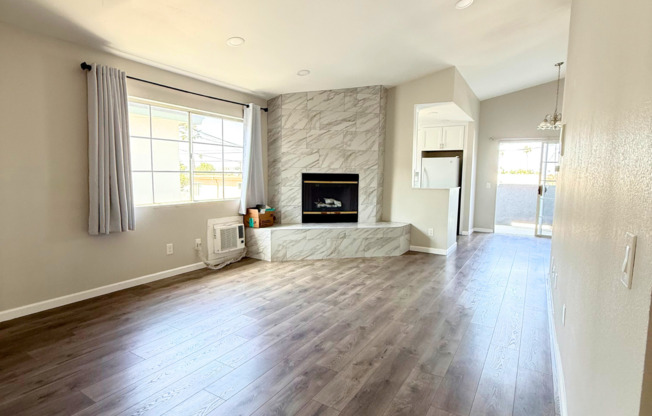 4536 Arizona St #4