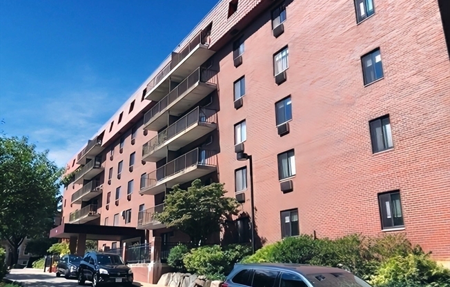 2 beds, 2 baths, 1,115 sqft, $3,850, Unit 304