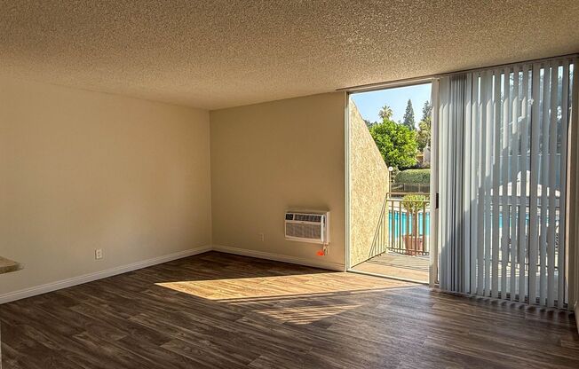 1 bed, 1 bath, 660 sqft, $2,195