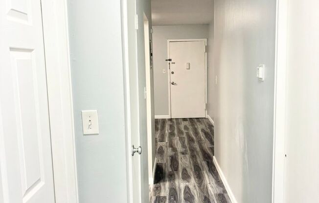 1 bed, 1 bath, $1,900, Unit Unit H