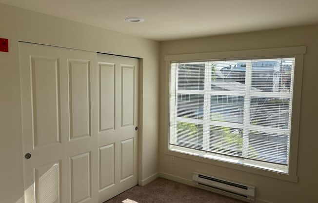 Soundview Apartments