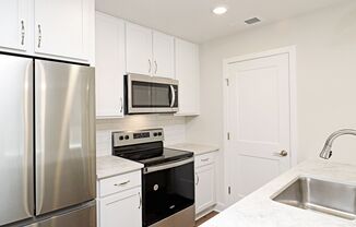 Dog-Friendly End-Unit Apartment