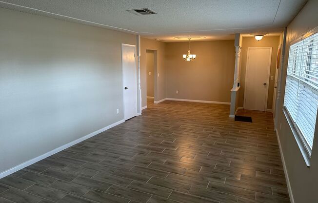 3 bed 2 bath home available