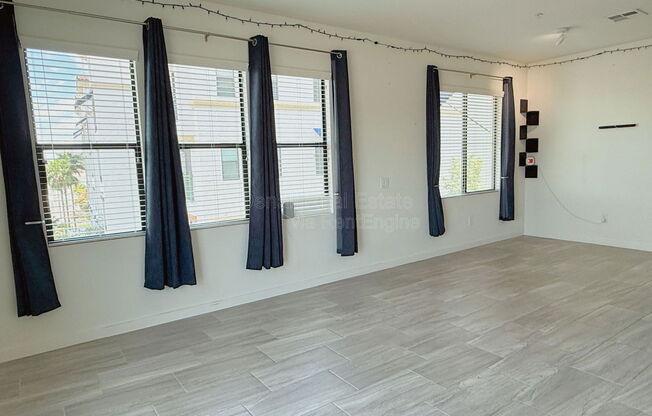 2 beds, 2 baths, 1,191 sqft, $1,995, Unit 320