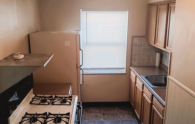 1 bed, 1 bath, 500 sqft, $945