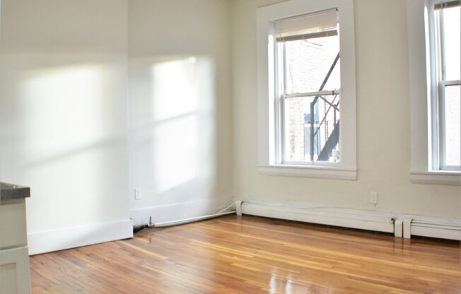 487 East Broadway
