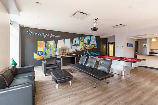 Studio, 1 bath, $2,688, Unit 1017