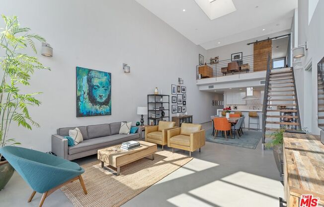 611 N Bronson Ave Apt 10