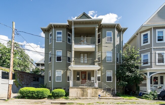 17 E MILTON RD