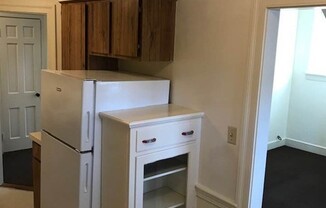 1 bed, 1 bath, 500 sqft, $1,800, Unit 11