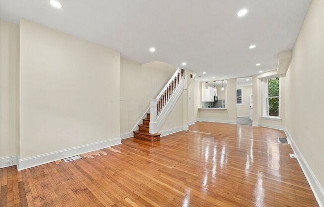 5050 Irving St.