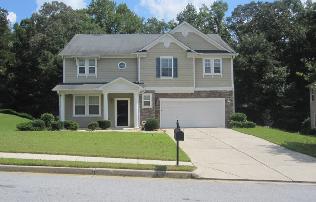 Renovated 3-Bedroom, 2.5-Bath Home in Atlanta!!!