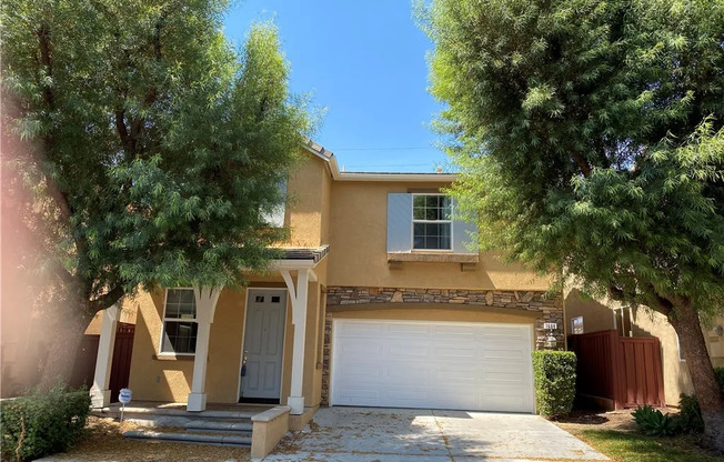 1686 GOLDEN ROD AVE