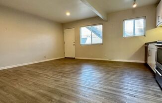 1 bed, 1 bath, 600 sqft, $1,995