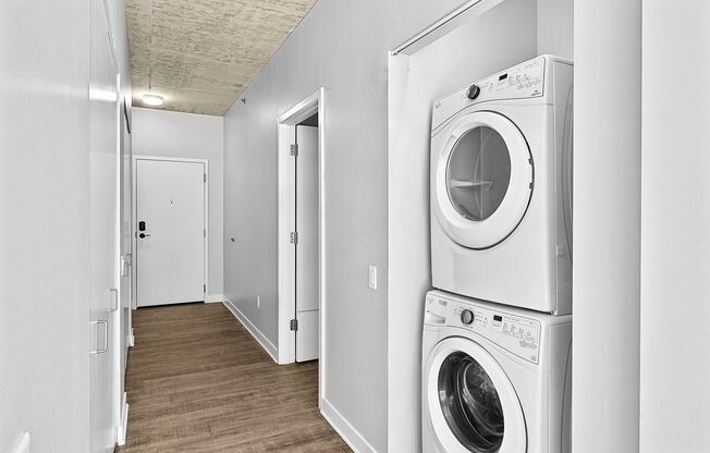 2 beds, 2 baths, 1,410 sqft, $4,295, Unit 209