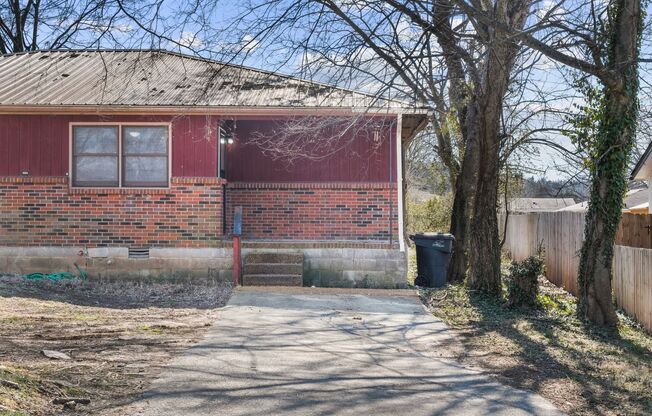 Beautiful Duplex Located near Downtown Columbia!