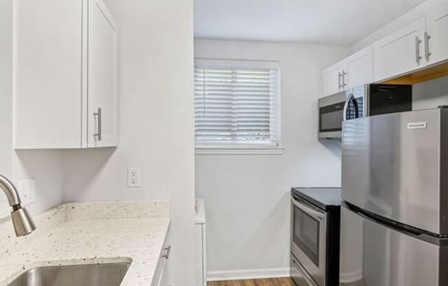 1 bed, 1 bath, $1,299, Unit 2