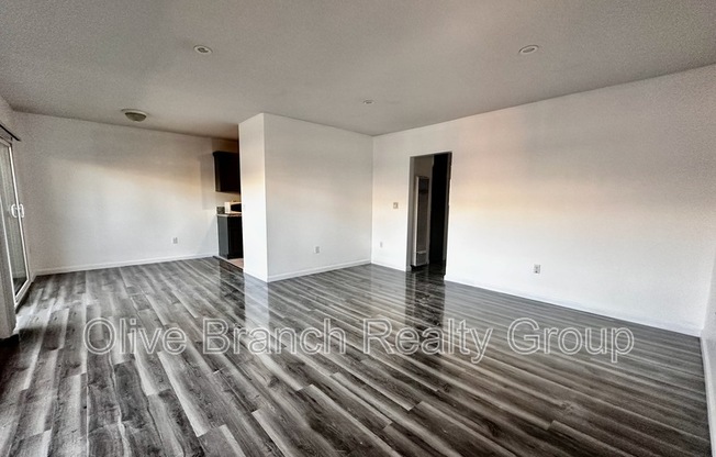 7546 W NORTON AVE