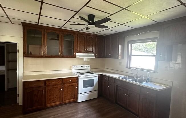 Single Family House for Lease Edinburg- Available Now!