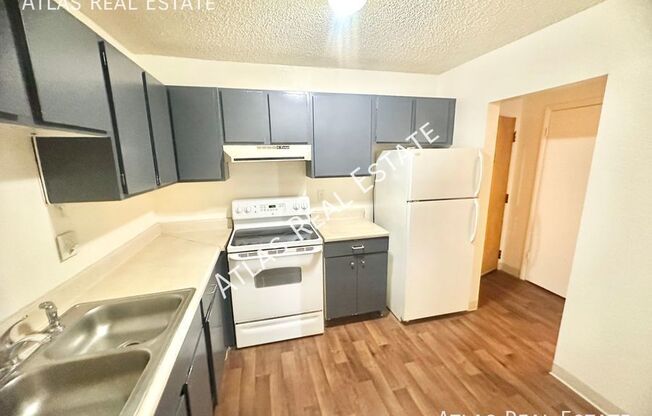 1 bed, 1 bath, 660 sqft, $875