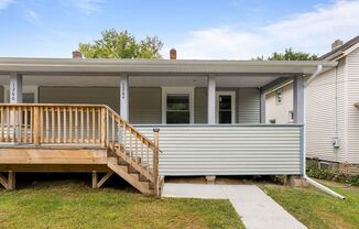 Renovated Unit Near Downtown Lansing