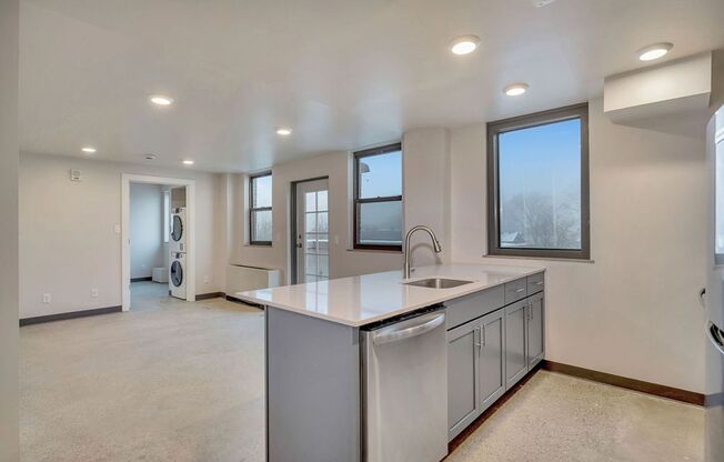 1 bed, 1 bath, 500 sqft, $1,349, Unit 801