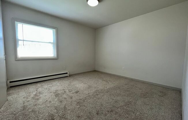 1 bed, 1 bath, $1,125, Unit 220