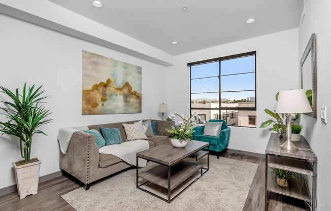 2 beds, 2 baths, 750 sqft, $2,650, Unit 308