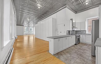 78 GRAND ST