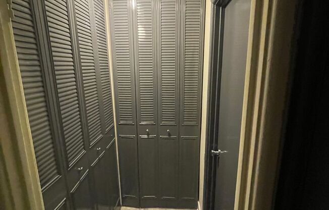 Studio, 1 bath, 400 sqft, $1,450, Unit 421-#201
