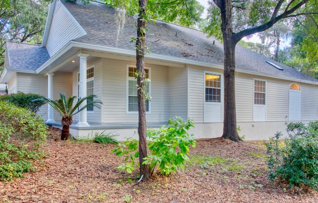 SUBLEASE Walk to the park in Haile Plantation