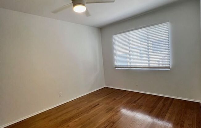 2 beds, 1 bath, 1,400 sqft, $2,650