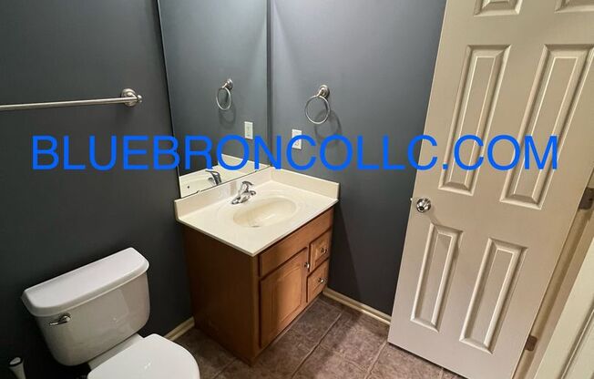 3 beds, 2 baths, $1,599