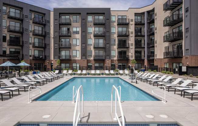 large pool of centennial apartment complex