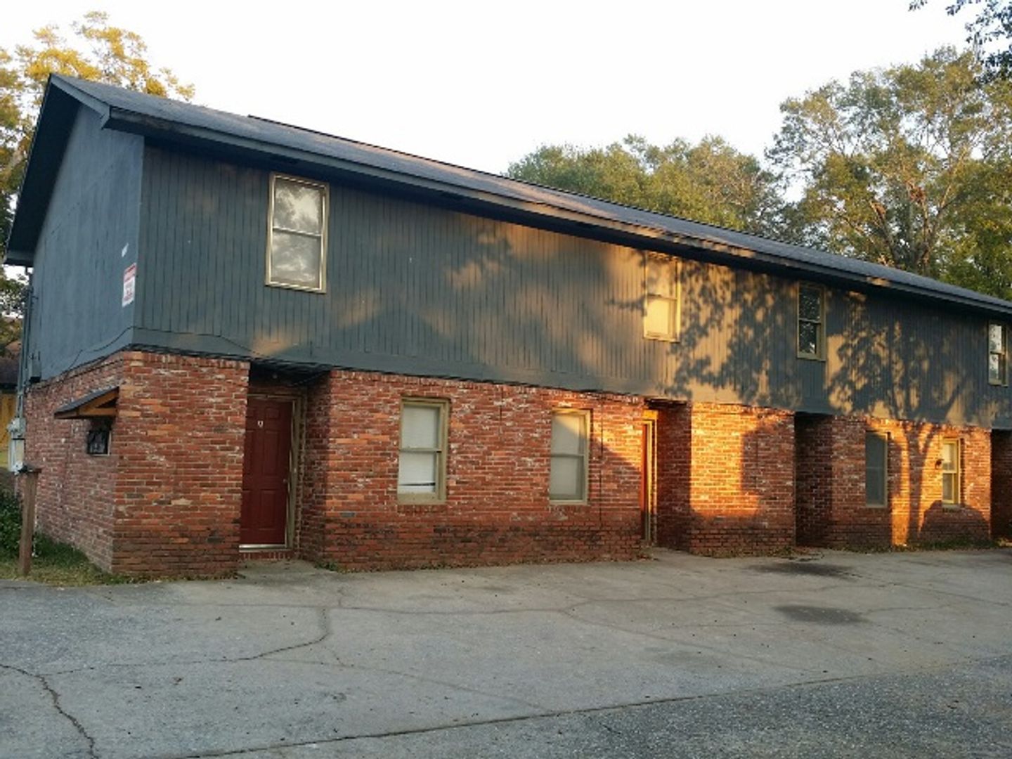 SCHAUL STREET 2324