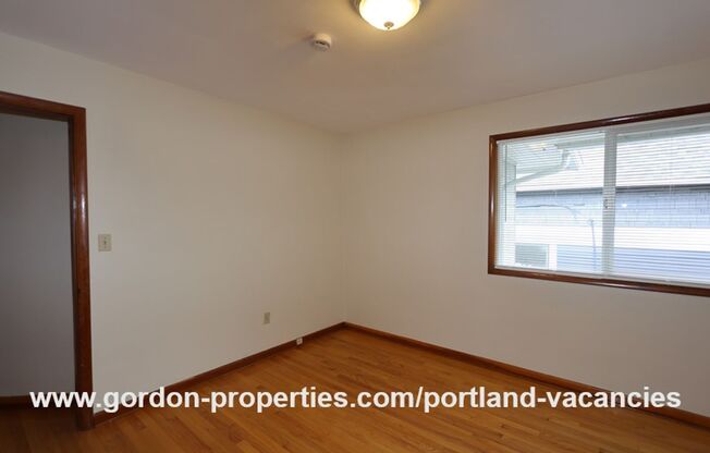 2 beds, 1 bath, $1,875, Unit 2805