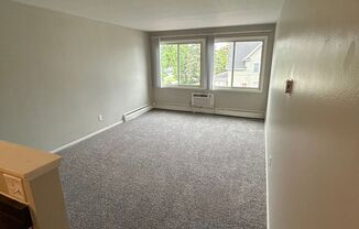1 bed, 1 bath, 557 sqft, $950, Unit 16