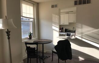 1327 Spruce St, Philadelphia PA