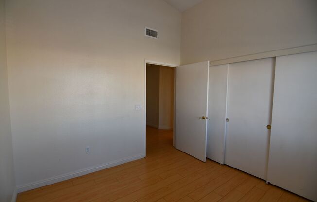 2 beds, 2 baths, $1,195, Unit UNIT 2083