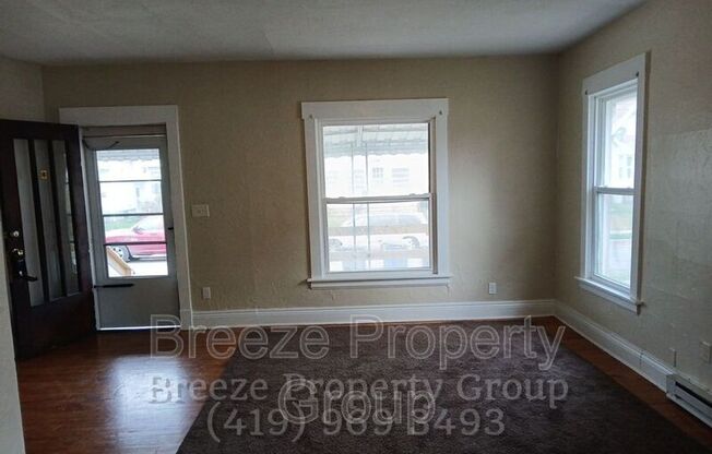 44 GREENWOOD AVE