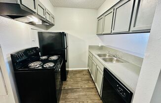 Studio, 1 bath, 500 sqft, $750, Unit 106